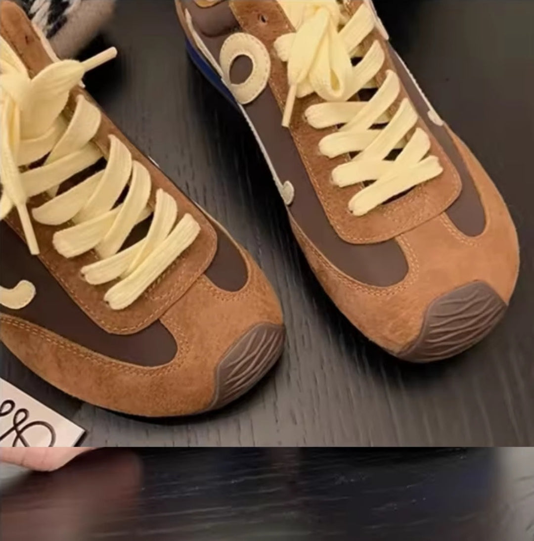 LACE UP! La scarpa che crea la moda.